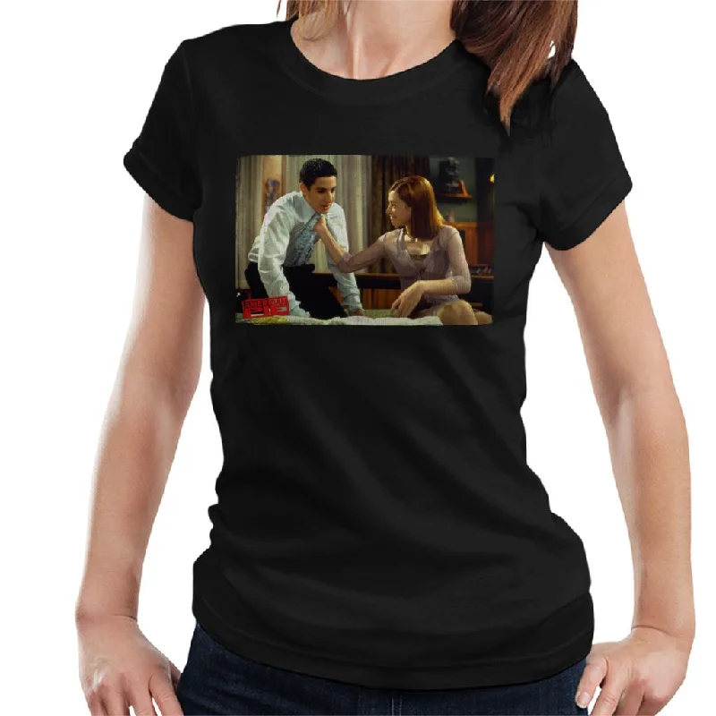 American Pie Jim And Michelle Women's T-Shirt Notch Collar Peter Pan Collar Cowl Neck American Pie Jim And Michelle Women's T-Shirt Notch Collar Peter Pan Collar Cowl Neck