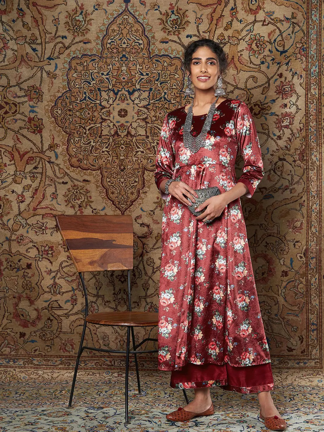 Women Maroon Floral Velvet Kurta With Palazzo Pants Casual Sweatpants Style