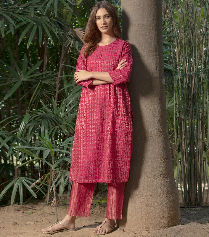 Rani Pink Chanderi Kurta & Tissue Pants Set Slim-Fit Khaki Pants