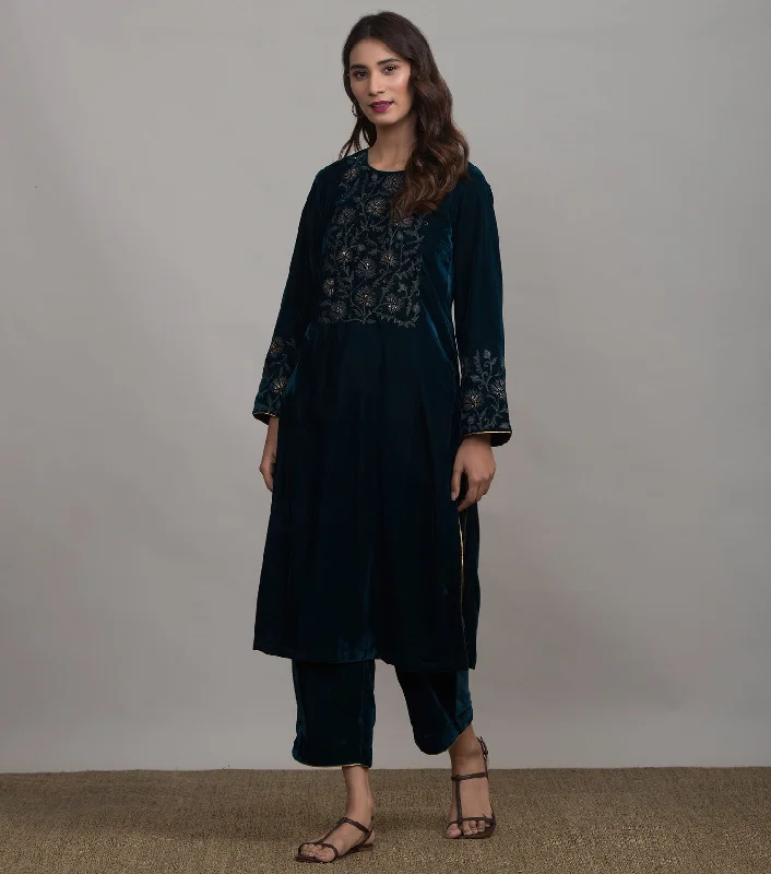 Midnight Blue Embroidered Velvet Kurta & Pants Set Trendy Wide-Legged Trousers