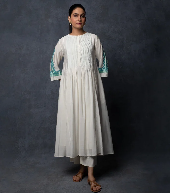 Ivory Patch Work Embroidered Chanderi Kurta & Palazzo Pants set Trendy Printed Leggings