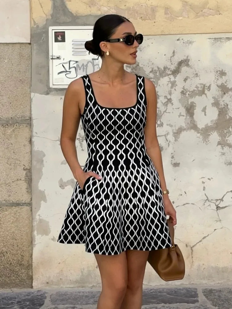 Advbridge Plaid Print Knit Mini Dress for Women Sexy Backless A-line Slim Holidays Dress Elegant Fashion Contrast Luxury Party Dress 2024 Tunics Sophisticated sleek Advbridge Plaid Print Knit Mini Dress for Women Sexy Backless A-line Slim Holidays Dress Elegant Fashion Contrast Luxury Party Dress 2024 Tunics Sophisticated sleek