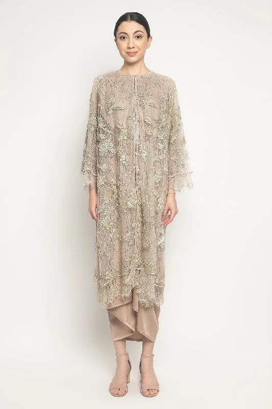 Kyra Dress in Nude Tunics Running lightweight