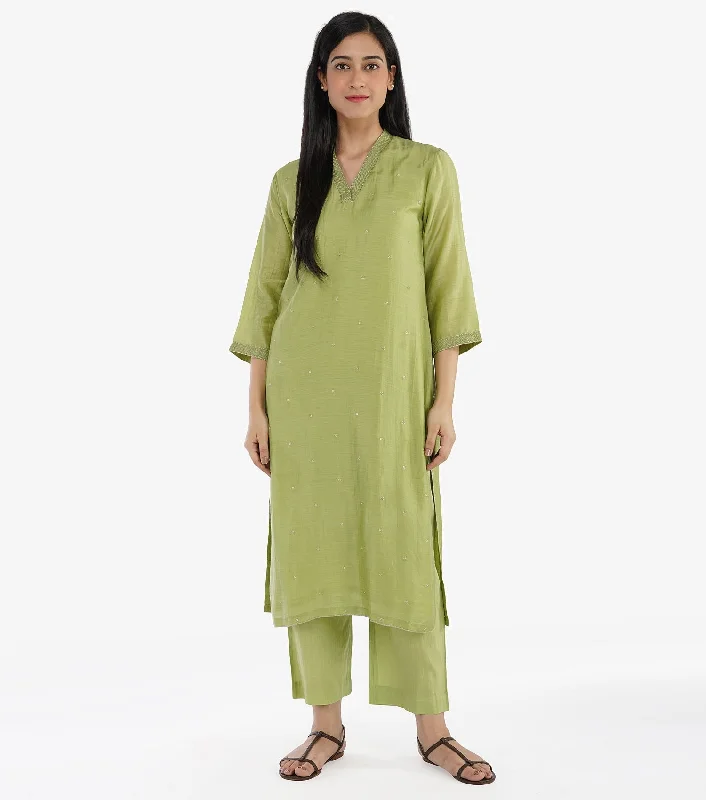 Grape green chanderi Embroidered kurta & Pants set Relaxed Casual Leggings