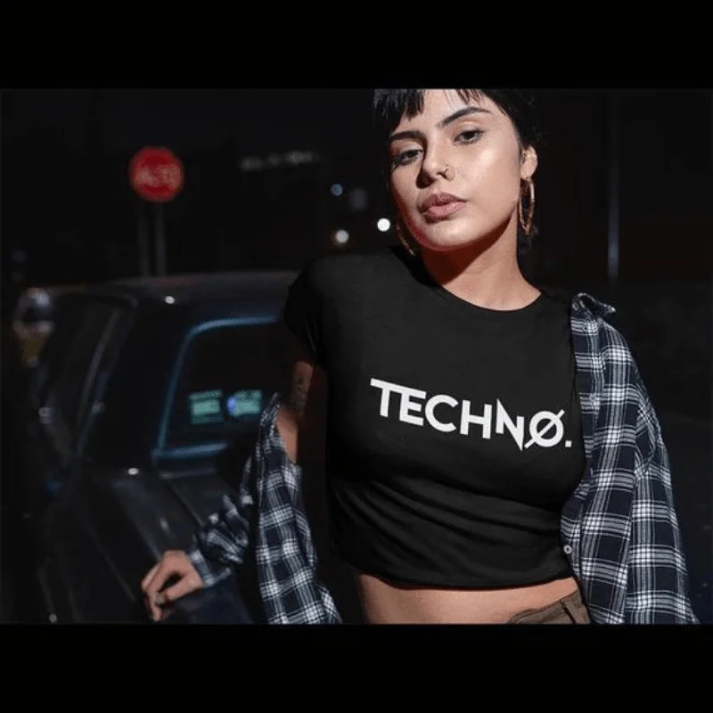 'New Techno' Crop Top (schwarz) Collared Crew Neck Turtle Neck