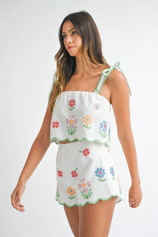 Embroidered Crop Top and Short Set Welt Pockets Slit Pockets Flap Pockets
