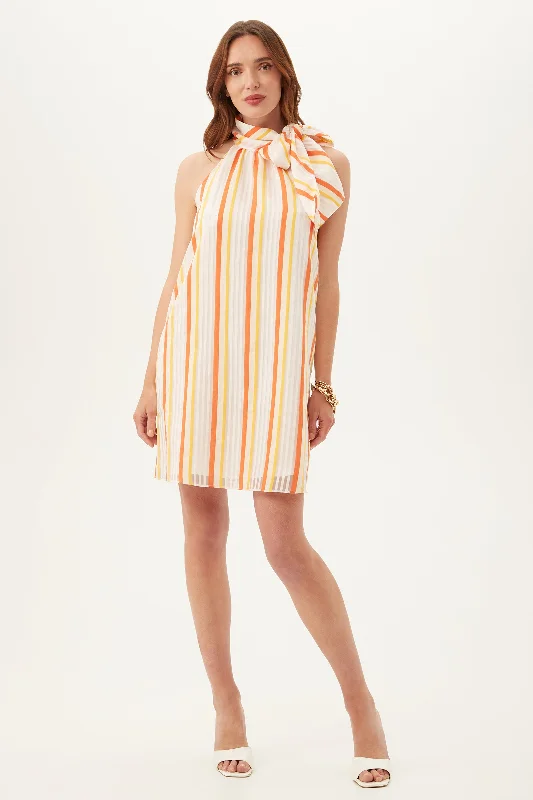 FAVORABLE  DRESS