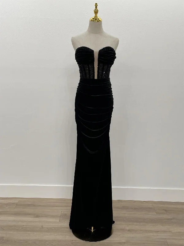 Nox Anabel -R1437 Deep Plunging Sweetheart Dress