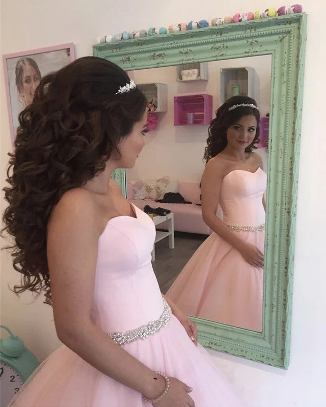 Sweetheart Corset Tulle Ball Gown Dresses Beaded Sashes