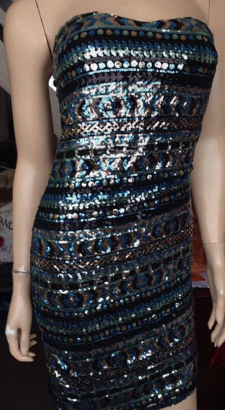 VINTAGE .Moio Hemero. Size M. STUNNING Figure Hugging Strapless SEQUINNED Dress