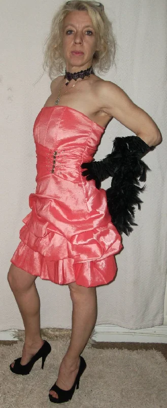 VintageStunningly elegant Hollywood Glam 1-Off Ultra-Glam Salmon Pink Taffeta Cocktail Dress, lined, size 12, knee-length